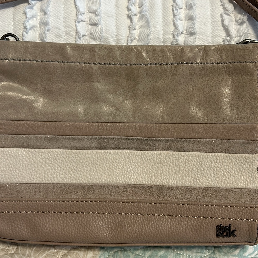 The SAK crossbody Leather purse